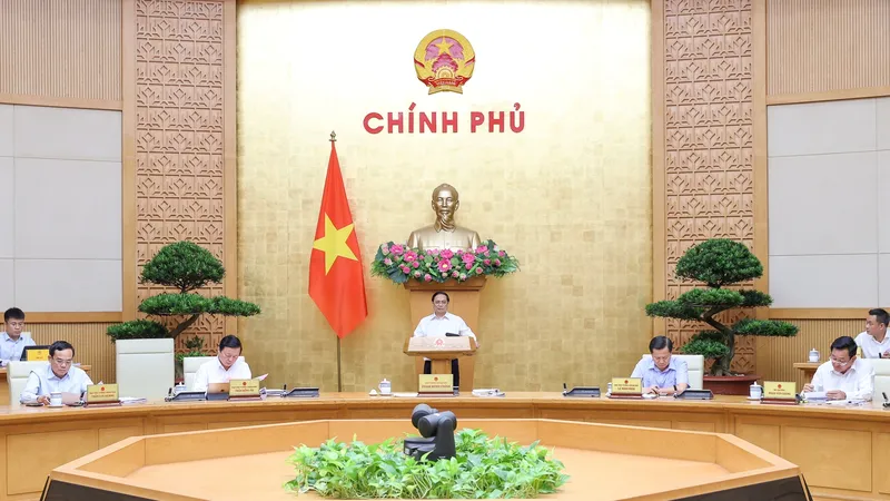 Thủ tướng Phạm Minh Chính chủ trì và phát biểu tại phiên họp Chính phủ chuyên đề về xây dựng pháp luật, sáng 29-6. Ảnh: VIẾT CHUNG