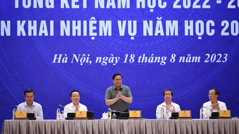 Vẫn còn tình trạng thiếu giáo viên, trường lớp