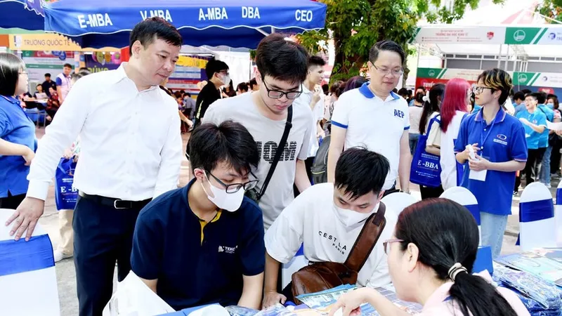 Công bố điểm chuẩn: Đại học Bách khoa Hà Nội điểm chuẩn cao nhất 29,42 điểm