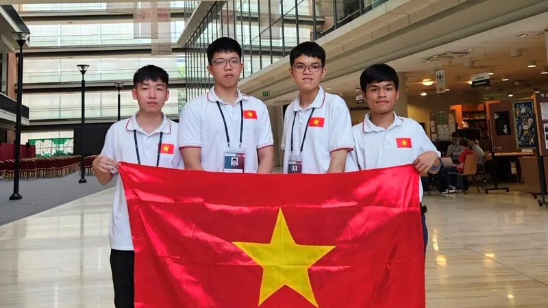 Đội tuyển quốc gia Việt Nam giành 4 Huy chương tại Olympic Tin học quốc tế 