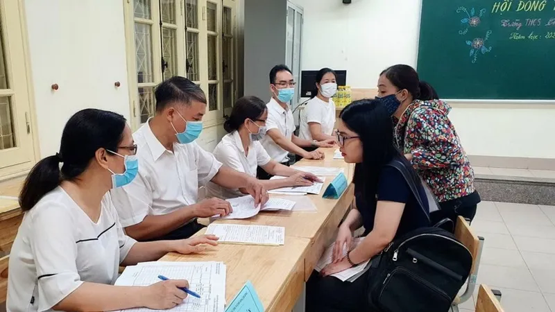 Hà Nội: Tiếp tục ứng dụng công nghệ, cải tiến hình thức tuyển sinh trực tuyến đầu cấp