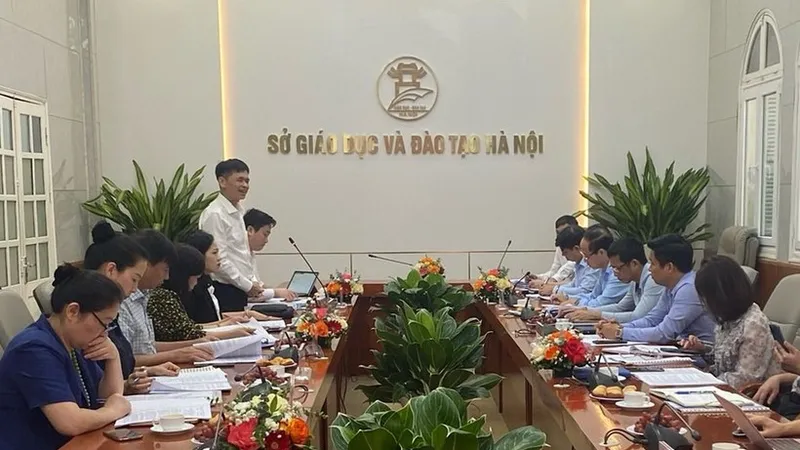 Đoàn công tác của Bộ GD-ĐT đã làm việc với Sở GD-ĐT Hà Nội