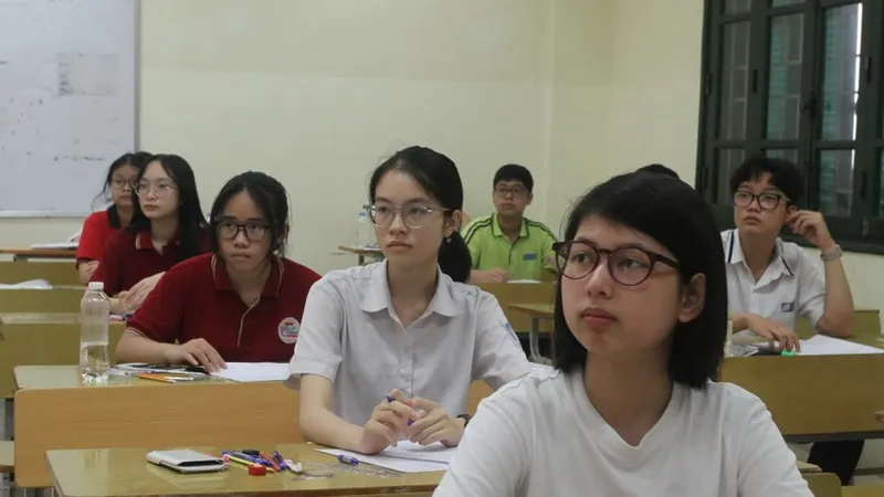 Thí sinh thi vào lớp 10 công lập ở Hà Nội
