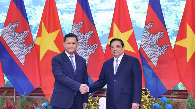 Thủ tướng Phạm Minh Chính và Thủ tướng Campuchia Hun Manet. Ảnh: QUANG PHÚC