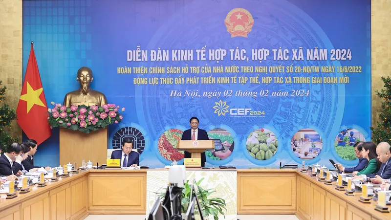 Thủ tướng Phạm Minh Chính chủ trì và phát biểu tại Diễn đàn Kinh tế hợp tác, hợp tác xã năm 2024. Ảnh: VIẾT CHUNG