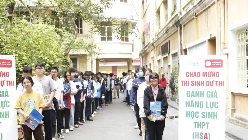 Thí sinh dự thi đánh giá năng lực của Đại học Quốc gia Hà Nội