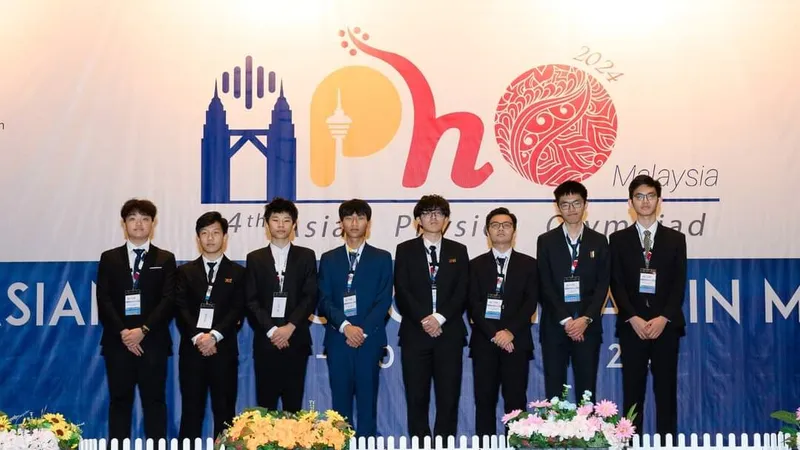 Đội tuyển quốc gia Việt Nam dự thi Olympic Vật lý châu Á 2024