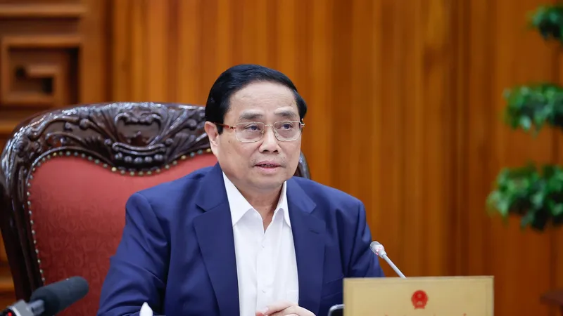 Thủ tướng Phạm Minh Chính chủ trì họp Ban chỉ đạo rà soát, xử lý vướng mắc trong hệ thống văn bản quy phạm pháp luật. Ảnh: VIẾT CHUNG