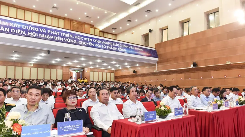 Các đại biểu dự hội nghị