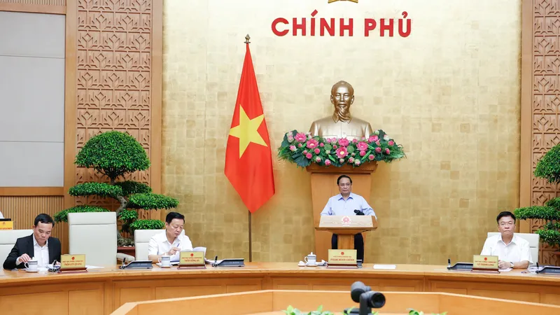 Thủ tướng chủ trì phiên họp Chính phủ chuyên đề pháp luật tháng 8