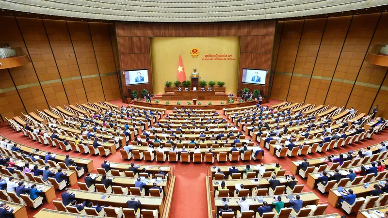 Phiên họp ngày 26-8. Ảnh: VIẾT CHUNG