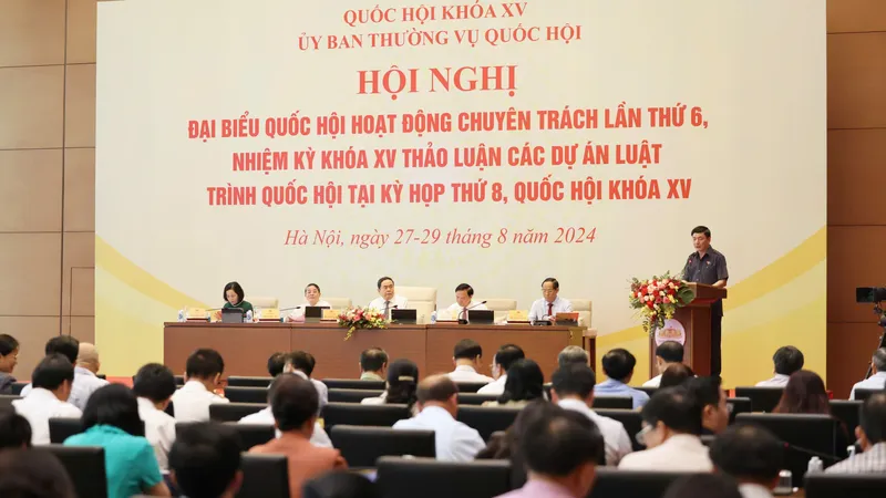 Hội nghị đại biểu Quốc hội hoạt động chuyên trách. Ảnh: QUANG PHÚC