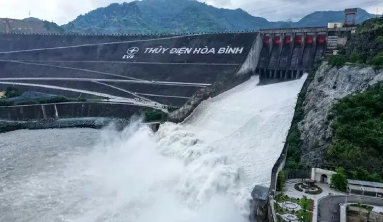 Thủ tướng tiếp tục yêu cầu tăng cường công tác vận hành, điều tiết hồ chứa thủy điện, đảm bảo an toàn hệ thống đê