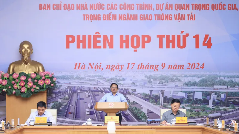 Thủ tướng chủ trì phiên họp về 40 dự án GTVT trọng điểm, quan trọng quốc gia. Ảnh: VIẾT CHUNG
