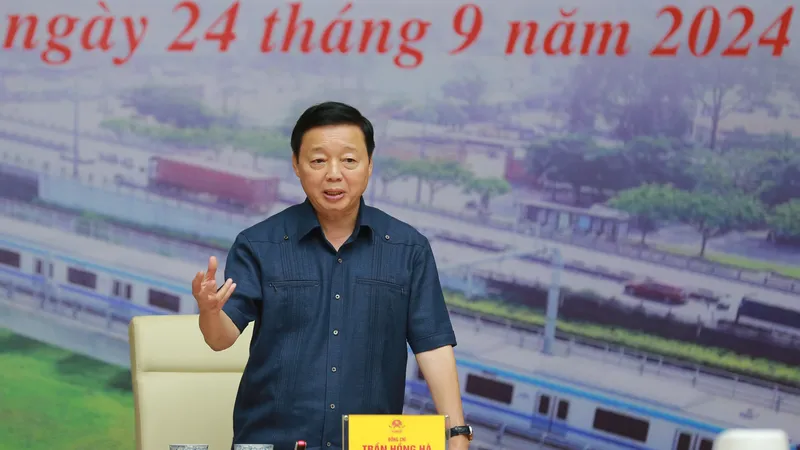 Phó Thủ tướng Trần Hồng Hà đề nghị khẩn trương hoàn thiện hai đề án phát triển đường sắt đô thị tại Hà Nội, TPHCM
