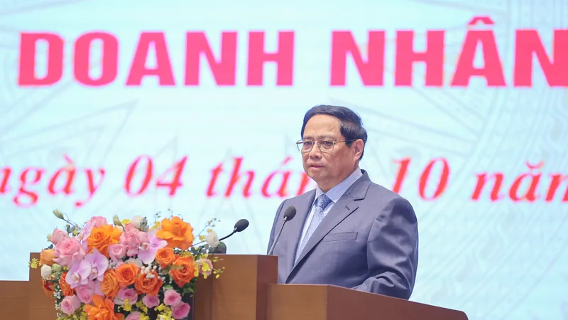 Thủ tướng: Thể chế thông thoáng, hạ tầng thông suốt, quản trị thông minh, tạo thuận lợi cho doanh nghiệp phát triển