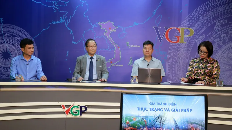 Các đại biểu dự tọa đàm