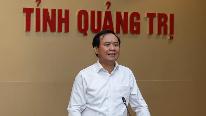 Ông Võ Văn Hưng, Chủ tịch UBND tỉnh Quảng Trị được điều động, bổ nhiệm giữ chức Thứ trưởng Bộ NN-PTNT