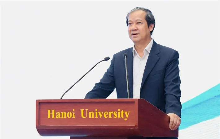 Bộ trưởng Bộ GD-ĐT Nguyễn Kim Sơn phát biểu tại hội nghị