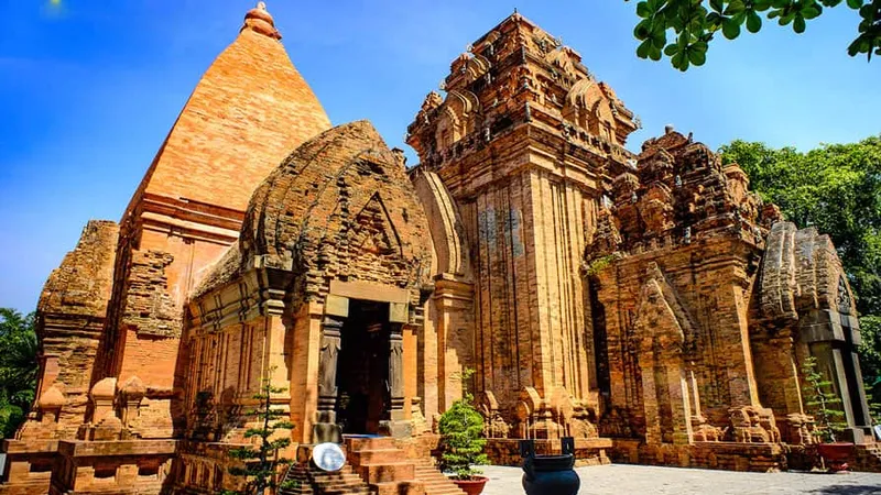 Di tích kiến trúc nghệ thuật Tháp Bà Pô Nagar (thành phố Nha Trang, tỉnh Khánh Hòa) được xếp hạng di tích quốc gia đặc biệt