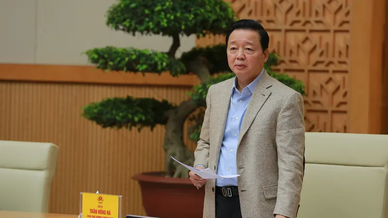 Phó Thủ tướng Trần Hồng Hà yêu cầu khẩn trương triển khai dự án đầu tư xây dựng tuyến đường sắt Lào Cai - Hà Nội - Hải Phòng 