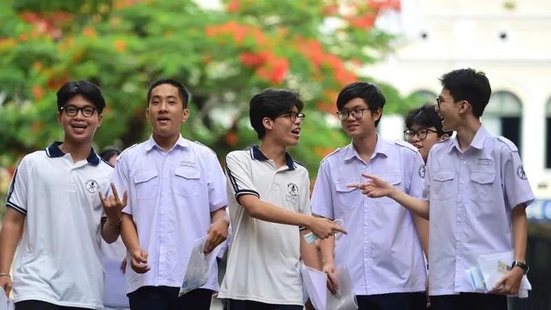 Từ 16-7 đến 17 giờ ngày 28-7: Thí sinh đăng ký, điều chỉnh, bổ sung nguyện vọng xét tuyển đại học