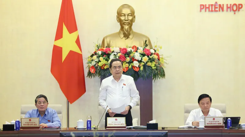 Chủ tịch Quốc hội Trần Thanh Mẫn phát biểu khai mạc phiên họp thứ 45 của Ủy ban Thường vụ Quốc hội, chiều 10-5. Ảnh QUANG PHÚC