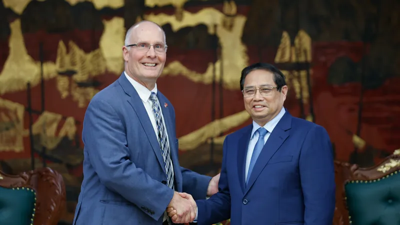 Thủ tướng Phạm Minh Chính và Hạ Nghị sĩ John Moolenaar