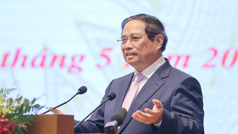 Thủ tướng yêu cầu giải quyết xong các yêu cầu, khó khăn của doanh nghiệp trong vòng 2 tuần. Ảnh: VIẾT CHUNG
