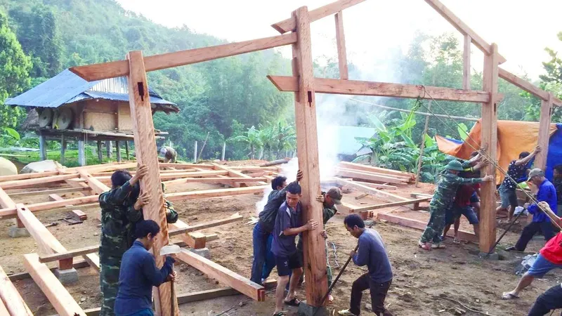 Thủ tướng yêu cầu hoàn thành mục tiêu xóa nhà tạm, nhà dột nát trên phạm vi cả nước trước ngày 31-8