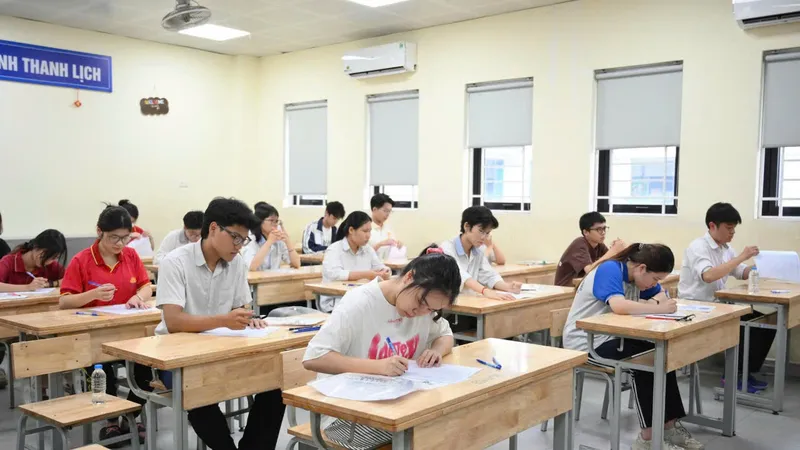 Thí sinh tiếp tục đăng ký, điều chỉnh nguyện vọng đến 17 giờ ngày 28-7