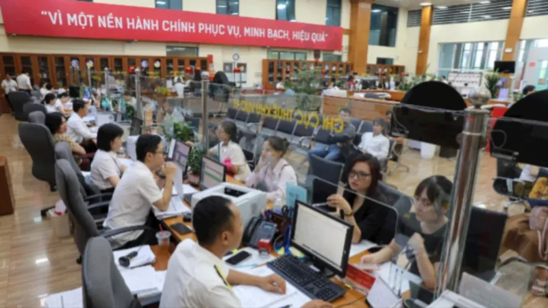 Chính phủ yêu cầu ưu tiên giải quyết thủ tục hành chính cho người dân, doanh nghiệp