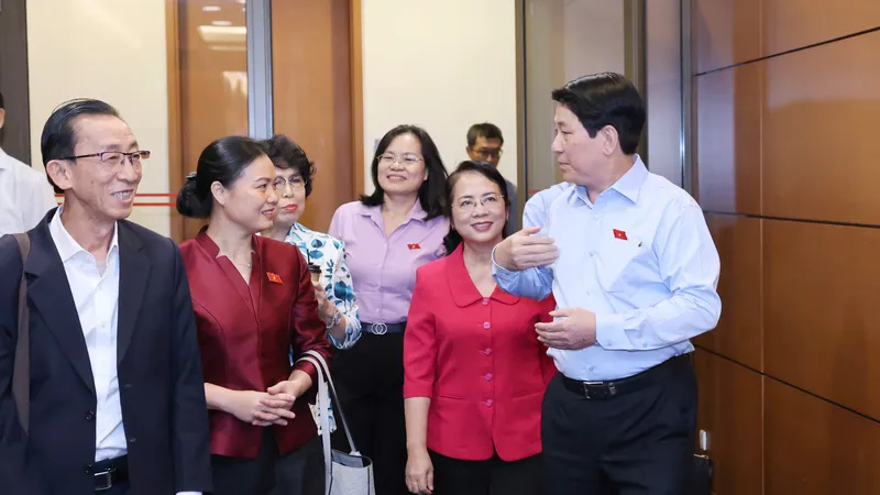 Cần quy hoạch lại hệ thống cảng hàng không, tránh lãng phí