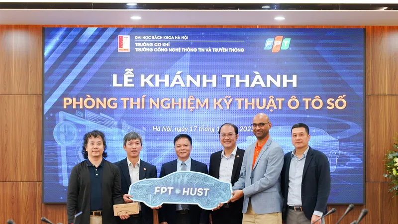FPT và Đại học Bách khoa Hà Nội tổ chức khánh thành phòng thí nghiệm kỹ thuật ô tô số