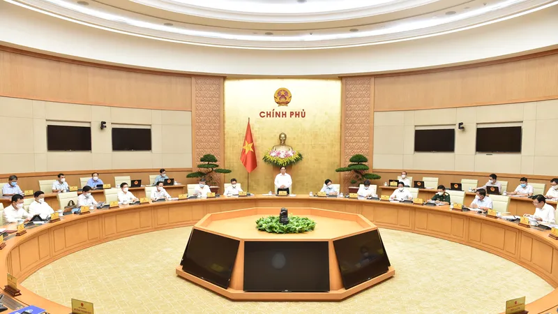 Chính phủ yêu cầu thực hiện mục tiêu tăng trưởng GDP cả nước năm 2026 phấn đấu từ 10% trở lên