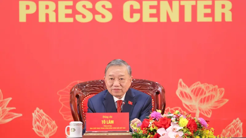 Tổng Bí thư Ban Chấp hành Trung ương Đảng khóa XIV Tô Lâm chủ trì họp báo quốc tế. Ảnh: QUANG PHÚC