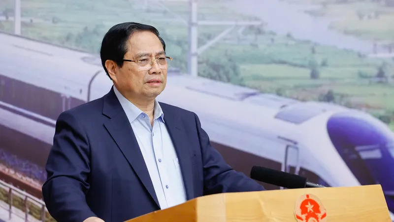 Thủ tướng yêu cầu khẩn trương triển khai tuyến đường sắt kết nối TPHCM với cảng hàng không quốc tế Long Thành