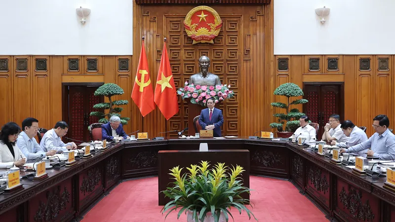 Thủ tướng Phạm Minh Chính chủ trì cuộc họp của Thường trực Chính phủ về công tác chuẩn bị triển khai dự án xây dựng kho dự trữ quốc gia dầu thô tại Nghi Sơn (Thanh Hóa). Ảnh: VGP