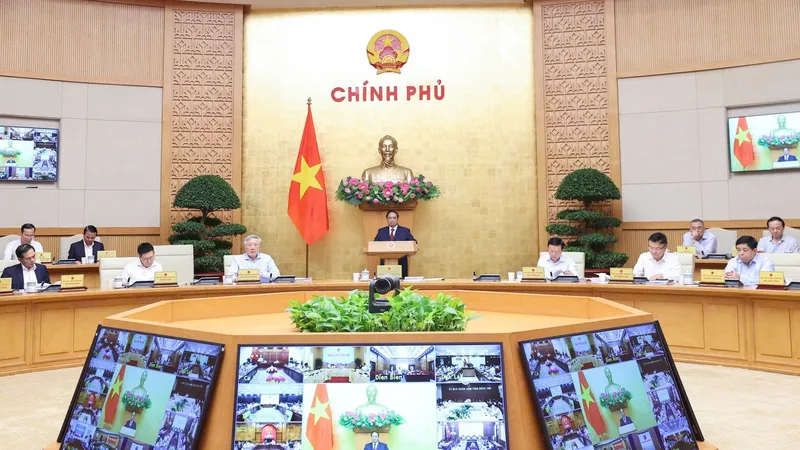 Thủ tướng Phạm Minh Chính chủ trì và phát biểu tại phiên họp Chính phủ thường kỳ, sáng 4-4. Ảnh: VIẾT CHUNG