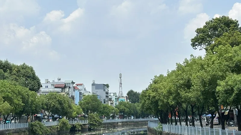 Kênh Nhiêu Lộc -Thị Nghè, thuộc quận Tân Bình, TPHCM. Ảnh: Thanh Hiền