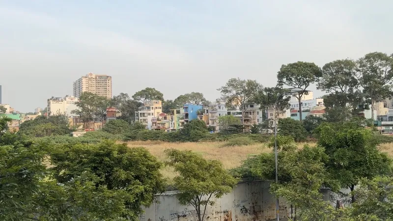 Hiện trạng tại khu đất số 152 Trần Phú. Ảnh: ĐÌNH DƯ
