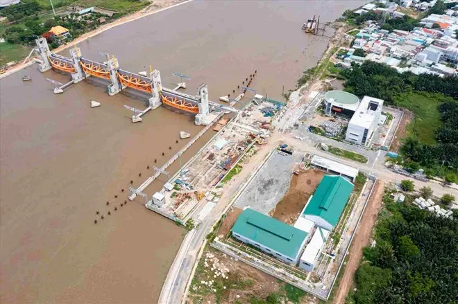 Công trình dự án chống ngập do triều khu vực TPHCM (giai đoạn 1). Ảnh: QUỐC HÙNG