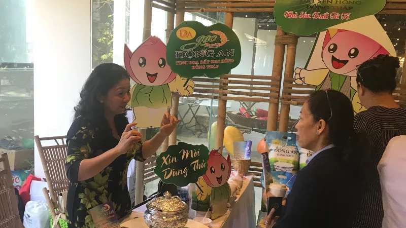 Đặc sản Đồng Tháp được giới thiệu đến khách tham quan