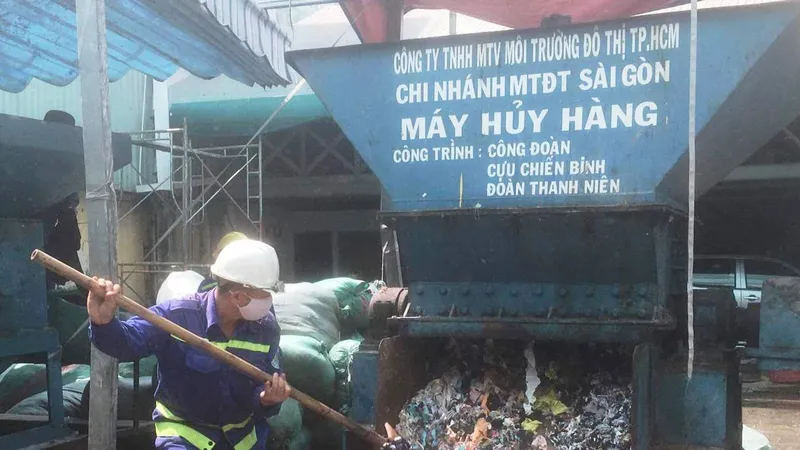 Tiêu hủy lô hàng trị giá hơn 1 tỷ đồng