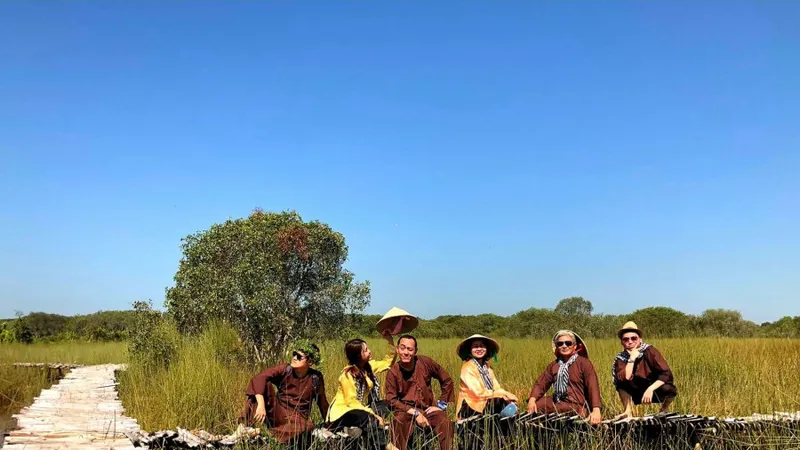 Người dân bắt đầu đi chơi trở lại, chuộng tour cự lý ngắn, đi về trong ngày