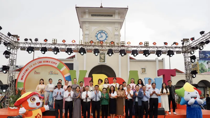 Khai mạc Tuần lễ Du lịch TPHCM tại ngôi chợ 112 năm tuổi