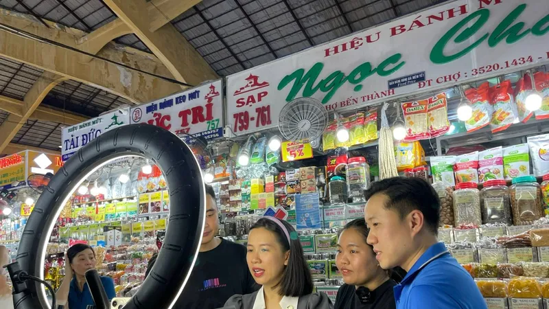 Hỗ trợ doanh nghiệp nhỏ bán hàng trên Lazada, TikTok Shop