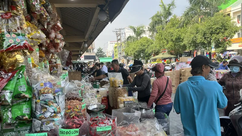 Khuyến khích hộ kinh doanh chuyển lên doanh nghiệp