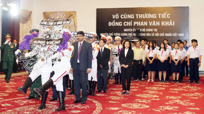 Nhiều đoàn ngoại giao đến viếng nguyên Thủ tướng Phan Văn Khải