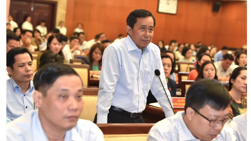 Lãnh đạo vẫn đạt “xuất sắc” dù công tác còn hạn chế